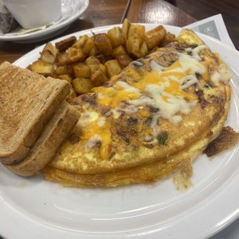 Turning Point - Western Omelet - Breakfast & Brunch Near Me - Newark, Delaware