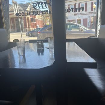 The Tomato Cafe - The next table over... a view of the street. Very quaint! Lovely!! - Pizza Near Me - Fishkill, New York
