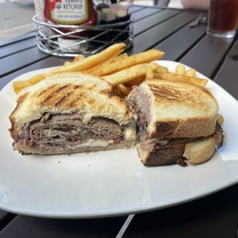 Peace Arch City Cafe - 503 sandwich - Cafes Near Me - Blaine, Washington Peace Arch City Cafe - 503 sandwich - Cafes Near Me - Blaine, Washington