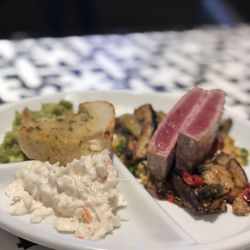 Fish&Grill - Thunfisch, Grillgemüse, Guacomole und Couscous