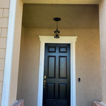 Mission Electrical Contractor - New Front light Fixture - Electricians Near Me - Hemet, California Mission Electrical Contractor - New Front light Fixture - Electricians Near Me - Hemet, California