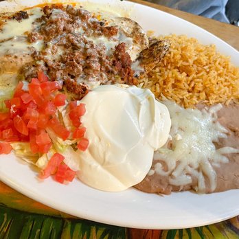 El Arado Mexican Grill - Chori Pollo Platter - Mexican Near Me - Indianapolis, Indiana