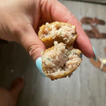 Dos Croquetas - Bakeries Near Me - Miami, Florida