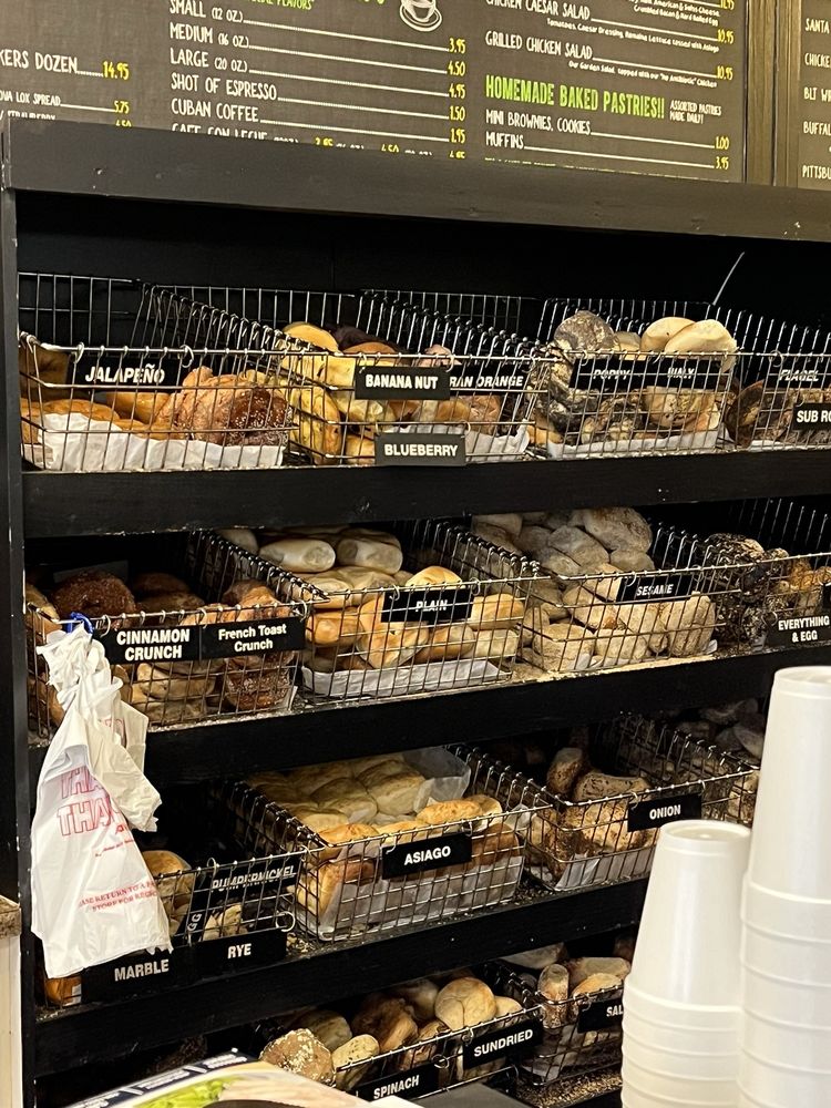 BAGEL BREAK DELI Updated October 2024 58 Photos & 95 Reviews 3187