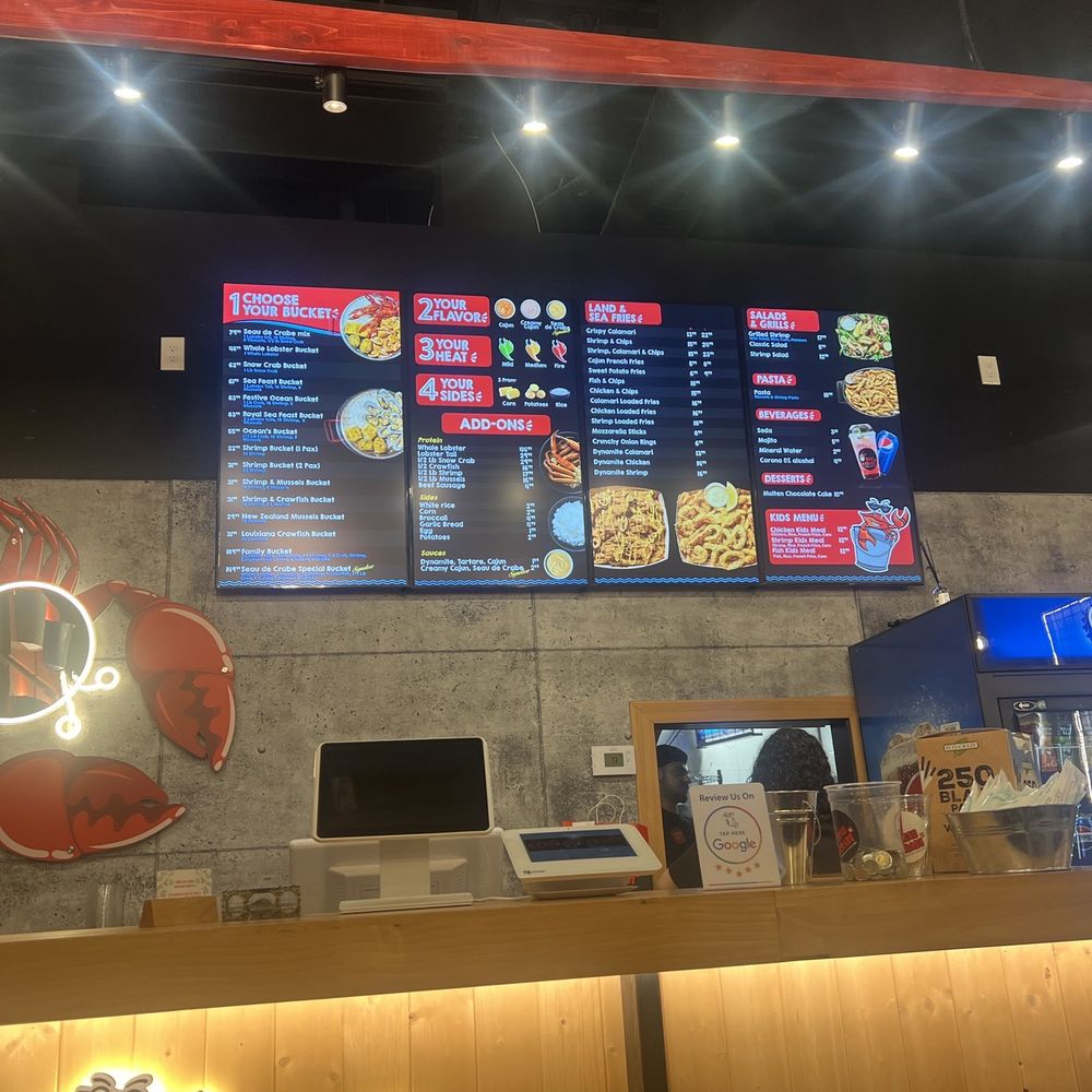 Seau de Crabe - menu - Seafood Near Me - Mississauga, Ontario Seau de Crabe - menu - Seafood Near Me - Mississauga, Ontario