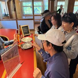 Ocala Winery - The ladies were going wild over the free samples of wine.
