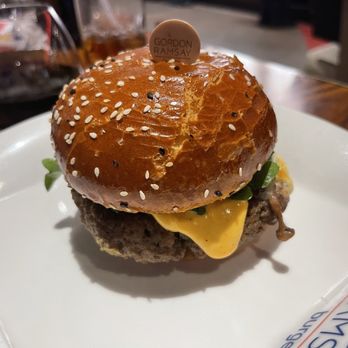 Gordon Ramsay Burger Las Vegas - Burgers Near Me - Las Vegas, Nevada Gordon Ramsay Burger Las Vegas - Burgers Near Me - Las Vegas, Nevada