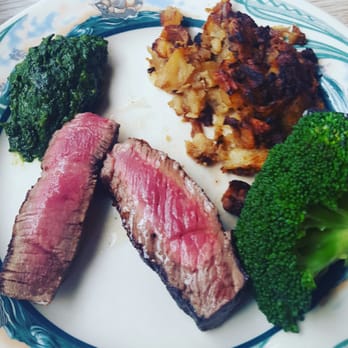 Peter Luger - Steakhouses Near Me - Brooklyn, New York