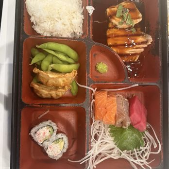 Sumo Japanese Restaurant - Teriyaki salmon bento - Japanese Near Me - Ventura, California Sumo Japanese Restaurant - Teriyaki salmon bento - Japanese Near Me - Ventura, California