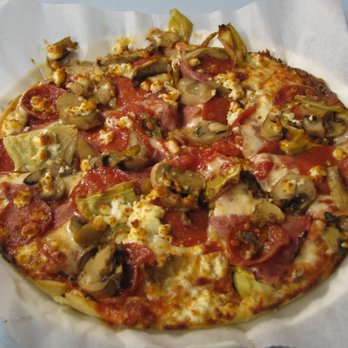 Pat's Pizza - I've already talked about the crust. However, I see pepperoni, mushrooms, and artichokes, so I'm a happy camper. - Pizza Near Me - Orono, Maine Pat's Pizza - I've already talked about the crust. However, I see pepperoni, mushrooms, and artichokes, so I'm a happy camper. - Pizza Near Me - Orono, Maine