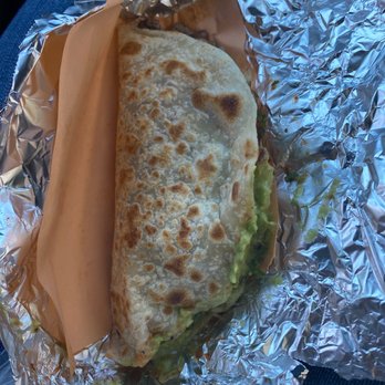 Tacos El Yaqui - Tacos Near Me - Rosarito, BCN