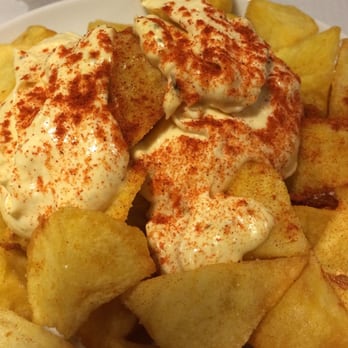 Bar Plaza - Bravas - Bars Near Me - Massamagrell, V