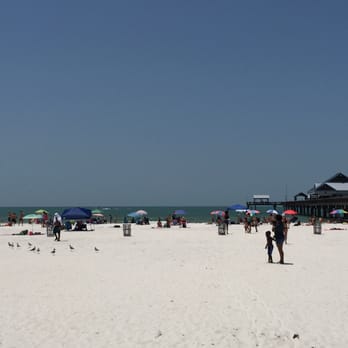 Clearwater Beach - White sand - Beaches Near Me