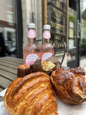 Metropolitan Bakery by null