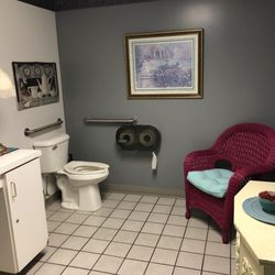 Jack's Sinclair - Best smelling bathroom ever