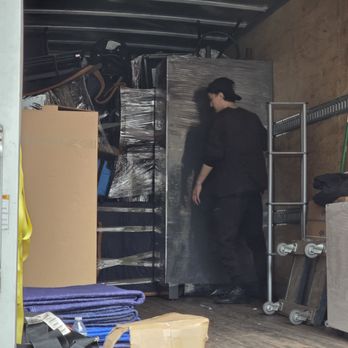 Two Men And A Moving Van - Movers Near Me - Kent, Washington Two Men And A Moving Van - Movers Near Me - Kent, Washington