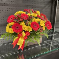 Safeway Floral - Plaza Way