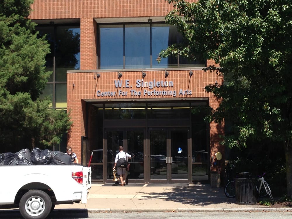 W E SINGLETON CENTER 922 Park Ave, Richmond, Virginia Performing