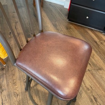 Red Door Upholstery - Seats - Furniture Reupholstery Near Me - Richmond, California