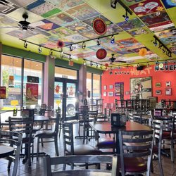 Tijuana Flats - Interior dining