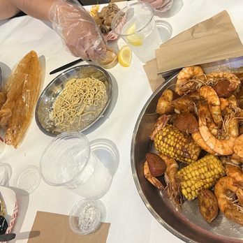 Cajun Crack'n - Seafood Near Me - Milpitas, California Cajun Crack'n - Seafood Near Me - Milpitas, California