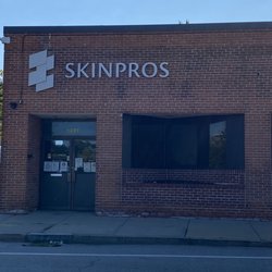 SkinPros - Outside view
