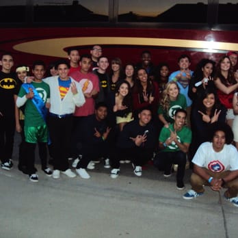 Platinum Worldwide Transportation - Chino High School Seniors before boarding - Limos Near Me - Fullerton, California Platinum Worldwide Transportation - Chino High School Seniors before boarding - Limos Near Me - Fullerton, California