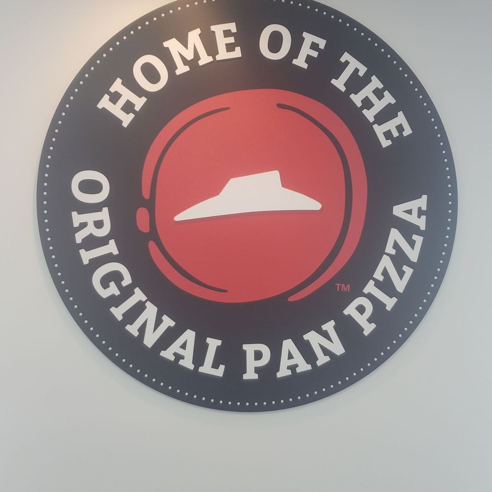 Pizza Hut - Home of the Original pan pizza - Pizza Near Me - Winnipeg, Manitoba