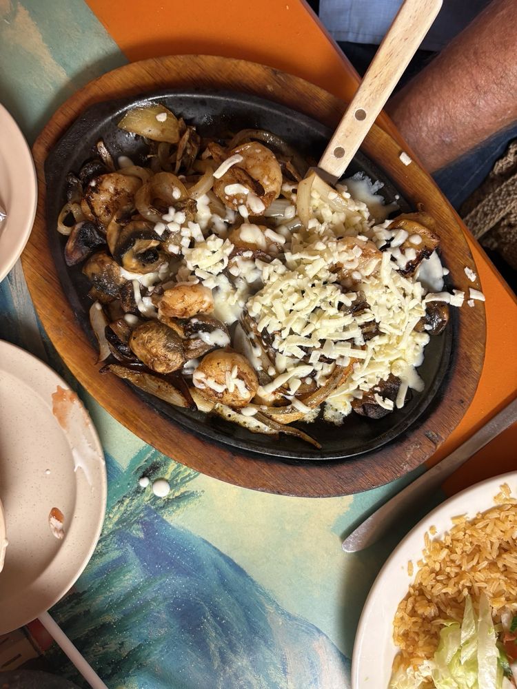 El Paraiso Restaurant
