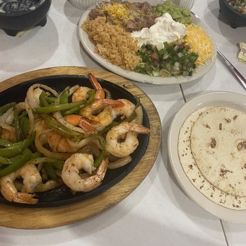 Chili Pepper Cafe - Shrimp fajitas - Tex-Mex Near Me - Terlingua, Texas Chili Pepper Cafe - Shrimp fajitas - Tex-Mex Near Me - Terlingua, Texas