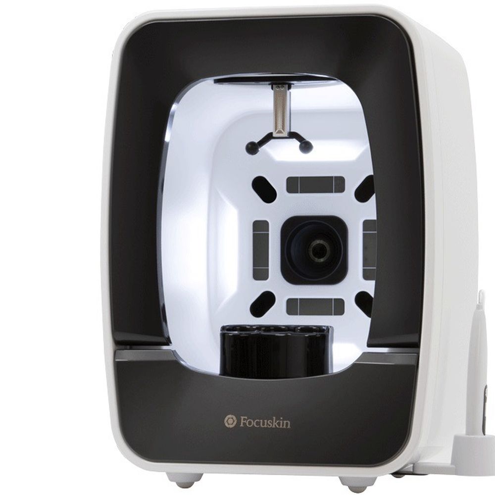 K Beauty Lab - Focuskin - Machine they use to conduct their in-depth skin analysis - Skin Care Near Me - Ewa Beach, Hawaii