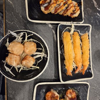 Sumo Sushi & Grill - Sushi Bars Near Me - Bremerton, Washington