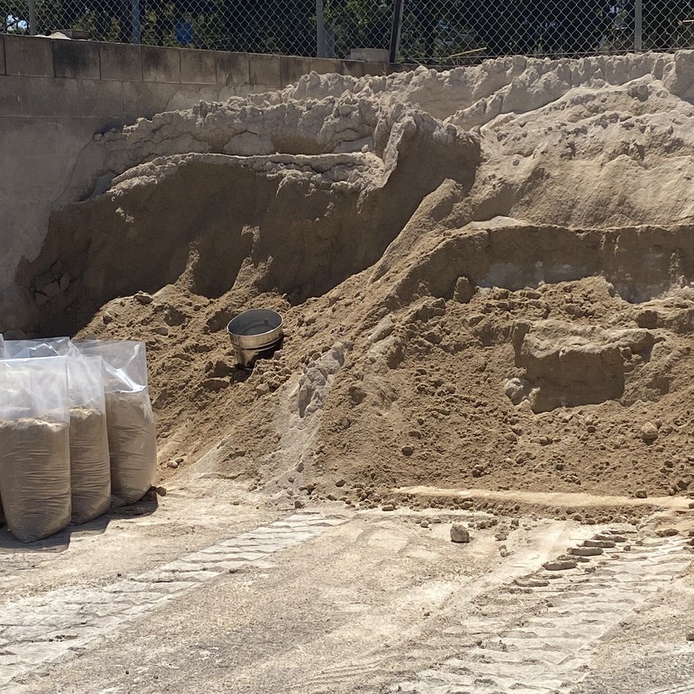 Kiso Store - 5/14/22. Sand by the scoop. Need a truck or buy buy the sand bag - Home & Garden Near Me - Waipahu, Hawaii Kiso Store - 5/14/22. Sand by the scoop. Need a truck or buy buy the sand bag - Home & Garden Near Me - Waipahu, Hawaii