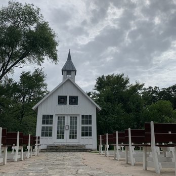 7F Lodge and Events - The chapel. - Bed & Breakfast Near Me - College Station, Texas