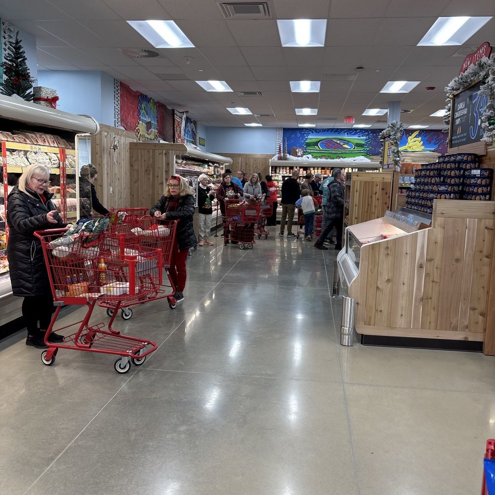 Trader Joe's Virginia Beach - The long awaited Wide aisles. - Grocery Near Me - Virginia Beach, Virginia Trader Joe's Virginia Beach - The long awaited Wide aisles. - Grocery Near Me - Virginia Beach, Virginia