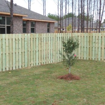 Paradise Fencing - 6' shadow box style privacy fence - Fences & Gates Near Me - Milton, Florida Paradise Fencing - 6' shadow box style privacy fence - Fences & Gates Near Me - Milton, Florida