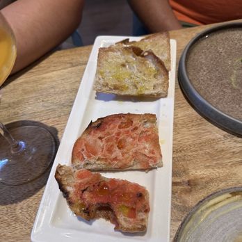 2254 - Tomato bread - French Near Me - Barcelona, B 2254 - Tomato bread - French Near Me - Barcelona, B