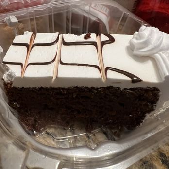 Mr Natural - Chocolate tres leches - Vegetarian Near Me - Austin, Texas