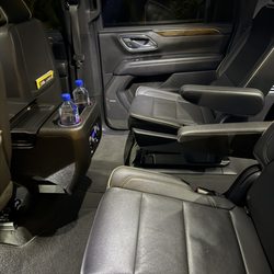 Luxground - Suv clean and comfortable interior.