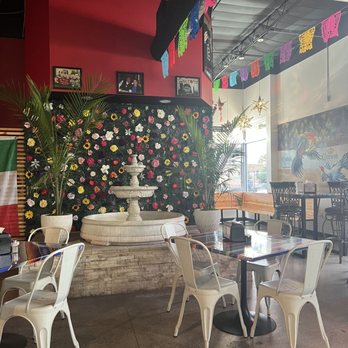 El Palenque - Dining Area - Mexican Near Me - Albuquerque, New Mexico El Palenque - Dining Area - Mexican Near Me - Albuquerque, New Mexico