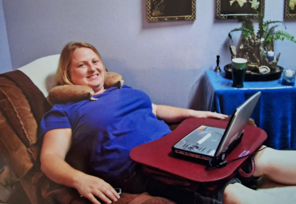 Happy Feet Reflexology Massage Logo