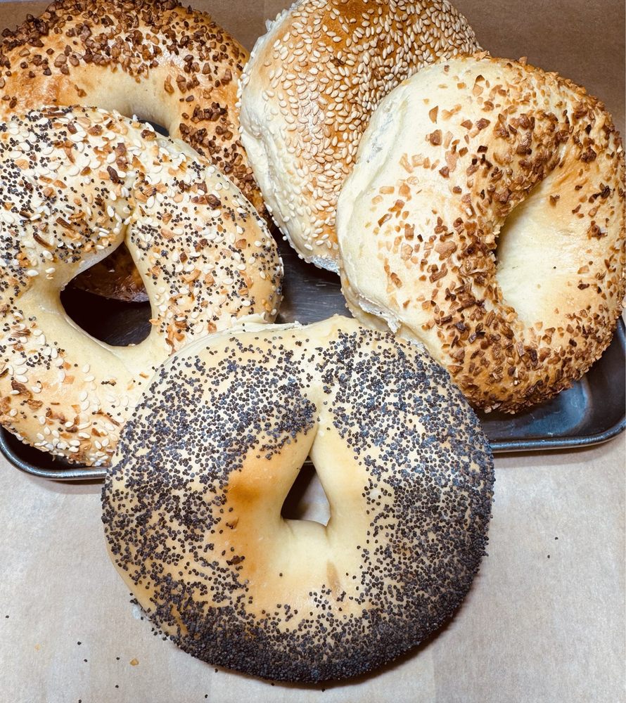 LOX OF BAGELS & MOOR Updated October 2024 88 Photos & 110 Reviews