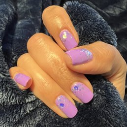 Gel manicure with glitter