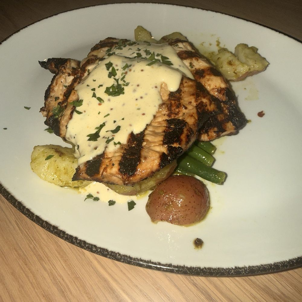 101 Craft Kitchen - Lemon chicken (requested it grilled rather than fried) - New American Near Me - Mason, Ohio 101 Craft Kitchen - Lemon chicken (requested it grilled rather than fried) - New American Near Me - Mason, Ohio