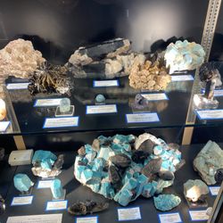 Mines Museum of Earth Science