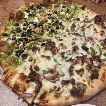 Pizza Lover - Philly Steak Pizza - Family 18'' (5-6 Person) - Pizza Near Me - South San Francisco, California Pizza Lover - Philly Steak Pizza - Family 18'' (5-6 Person) - Pizza Near Me - South San Francisco, California
