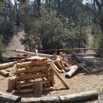 Big Bear Discovery Center - Plenty of building opportunities for the kids - Hiking Near Me - Fawnskin, California Big Bear Discovery Center - Plenty of building opportunities for the kids - Hiking Near Me - Fawnskin, California