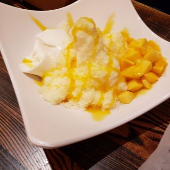 Taipei Cafe - Mango shaved ice - Taiwanese Near Me - Chicago, Illinois