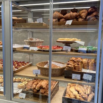 Paris Baguette - 06/25/23 - Coffee & Tea Near Me - New York, New York Paris Baguette - 06/25/23 - Coffee & Tea Near Me - New York, New York