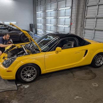 EVo Autoworks - Auto Customization Near Me - Northridge, California